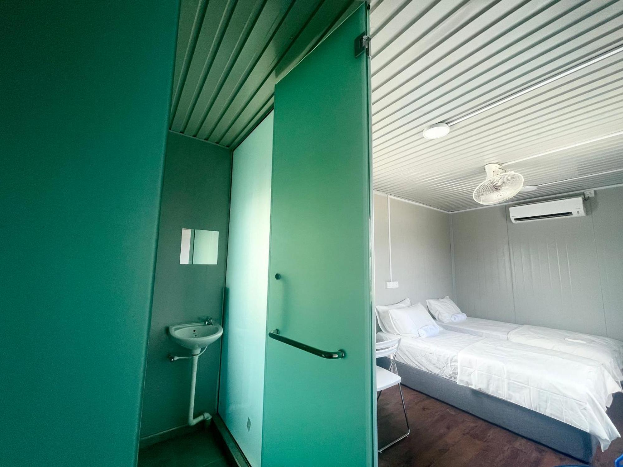 Country Road Homestay Simpang Empat  Exterior photo